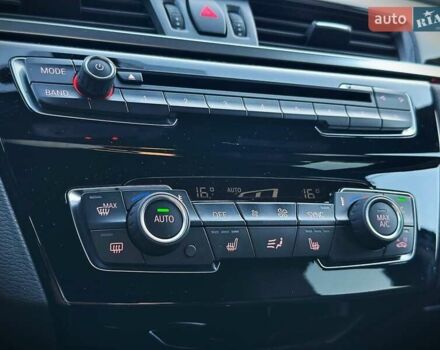 Білий БМВ Х1, об'ємом двигуна 2 л та пробігом 108 тис. км за 18888 $, фото 27 на Automoto.ua