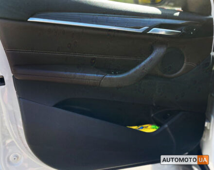Белый БМВ Х1, объемом двигателя 2 л и пробегом 120 тыс. км за 21600 $, фото 6 на Automoto.ua