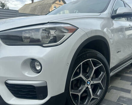 Білий БМВ Х1, об'ємом двигуна 2 л та пробігом 158 тис. км за 17000 $, фото 6 на Automoto.ua