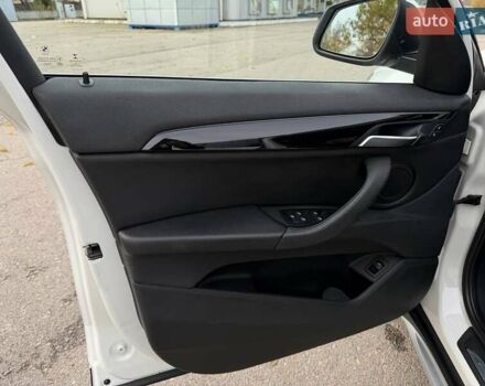 Белый БМВ Х1, объемом двигателя 2 л и пробегом 252 тыс. км за 17900 $, фото 20 на Automoto.ua