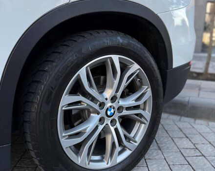 Білий БМВ Х1, об'ємом двигуна 2 л та пробігом 245 тис. км за 16600 $, фото 1 на Automoto.ua