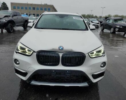 Білий БМВ Х1, об'ємом двигуна 2 л та пробігом 79 тис. км за 3200 $, фото 4 на Automoto.ua