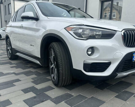 Білий БМВ Х1, об'ємом двигуна 2 л та пробігом 158 тис. км за 17000 $, фото 5 на Automoto.ua