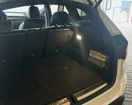 БМВ Х1 2016 в Киеве на Automoto.ua Белый БМВ Х1, объемом двигателя 2 л и пробегом 118 тыс. км за 21500 $, фото 24 на Automoto.ua