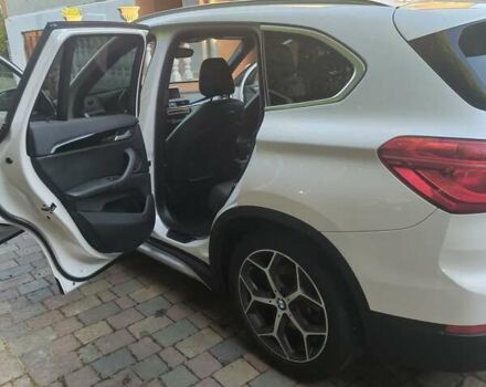 Белый БМВ Х1, объемом двигателя 2 л и пробегом 105 тыс. км за 24800 $, фото 7 на Automoto.ua