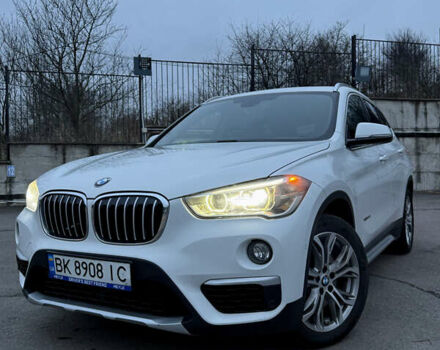 Білий БМВ Х1, об'ємом двигуна 2 л та пробігом 149 тис. км за 17500 $, фото 2 на Automoto.ua