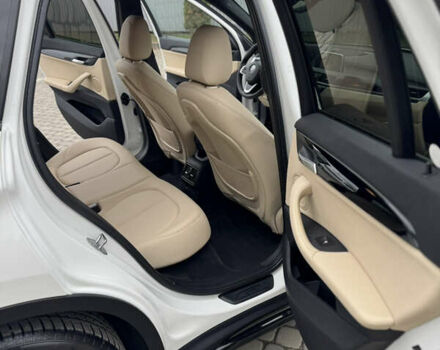 Белый БМВ Х1, объемом двигателя 2 л и пробегом 153 тыс. км за 17500 $, фото 20 на Automoto.ua