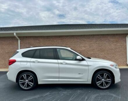 Белый БМВ Х1, объемом двигателя 2 л и пробегом 78 тыс. км за 5000 $, фото 3 на Automoto.ua