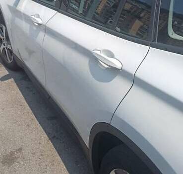 Белый БМВ Х1, объемом двигателя 2 л и пробегом 260 тыс. км за 15300 $, фото 2 на Automoto.ua