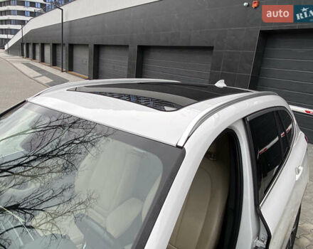 Білий БМВ Х1, об'ємом двигуна 2 л та пробігом 93 тис. км за 19500 $, фото 8 на Automoto.ua