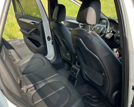 Белый БМВ Х1, объемом двигателя 2 л и пробегом 130 тыс. км за 17900 $, фото 10 на Automoto.ua