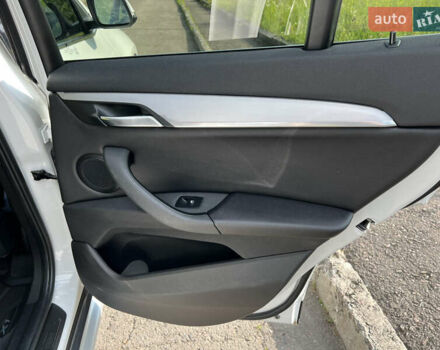 Белый БМВ Х1, объемом двигателя 2 л и пробегом 130 тыс. км за 17900 $, фото 9 на Automoto.ua