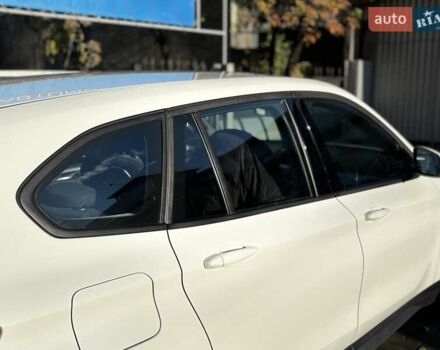 Білий БМВ Х1, об'ємом двигуна 2 л та пробігом 84 тис. км за 22900 $, фото 10 на Automoto.ua