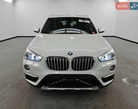 Белый БМВ Х1, объемом двигателя 2 л и пробегом 149 тыс. км за 3500 $, фото 4 на Automoto.ua