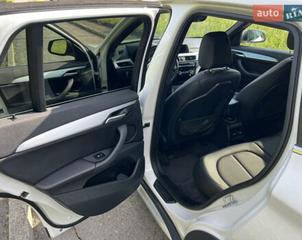 Белый БМВ Х1, объемом двигателя 2 л и пробегом 130 тыс. км за 17900 $, фото 13 на Automoto.ua