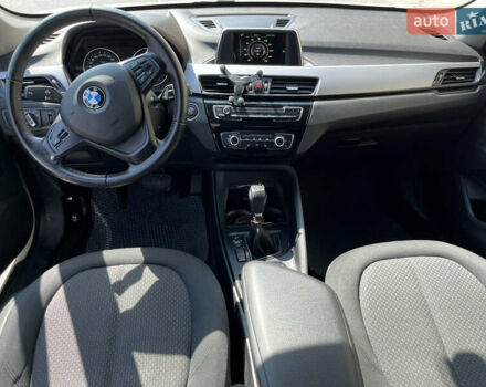 Белый БМВ Х1, объемом двигателя 1.5 л и пробегом 201 тыс. км за 17100 $, фото 7 на Automoto.ua