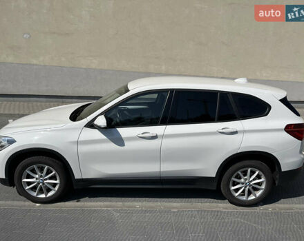 Белый БМВ Х1, объемом двигателя 1.5 л и пробегом 201 тыс. км за 17100 $, фото 2 на Automoto.ua