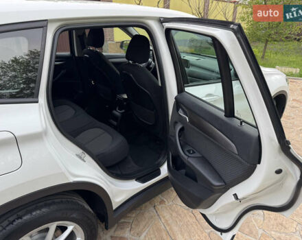 Білий БМВ Х1, об'ємом двигуна 2 л та пробігом 23 тис. км за 24500 $, фото 69 на Automoto.ua