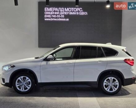Белый БМВ Х1, объемом двигателя 1.5 л и пробегом 100 тыс. км за 17999 $, фото 1 на Automoto.ua