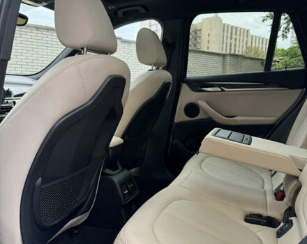 Білий БМВ Х1, об'ємом двигуна 2 л та пробігом 83 тис. км за 21000 $, фото 12 на Automoto.ua