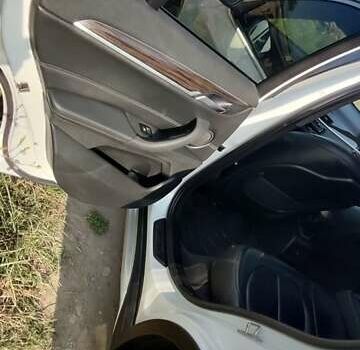 Белый БМВ Х1, объемом двигателя 2 л и пробегом 110 тыс. км за 17500 $, фото 22 на Automoto.ua