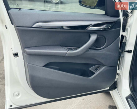 Белый БМВ Х1, объемом двигателя 2 л и пробегом 135 тыс. км за 19999 $, фото 51 на Automoto.ua