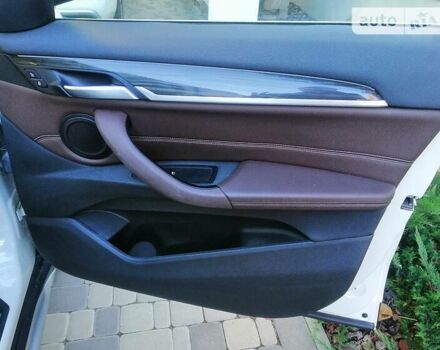 Белый БМВ Х1, объемом двигателя 2 л и пробегом 79 тыс. км за 19500 $, фото 25 на Automoto.ua