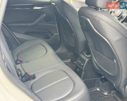 Белый БМВ Х1, объемом двигателя 2 л и пробегом 135 тыс. км за 19999 $, фото 54 на Automoto.ua