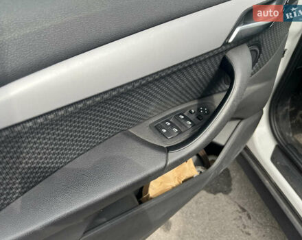 Белый БМВ Х1, объемом двигателя 2 л и пробегом 101 тыс. км за 21000 $, фото 34 на Automoto.ua