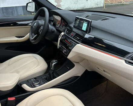 Білий БМВ Х1, об'ємом двигуна 2 л та пробігом 131 тис. км за 19500 $, фото 27 на Automoto.ua