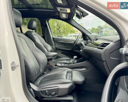 Белый БМВ Х1, объемом двигателя 2 л и пробегом 120 тыс. км за 18699 $, фото 3 на Automoto.ua