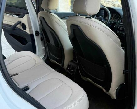 Белый БМВ Х1, объемом двигателя 2 л и пробегом 66 тыс. км за 11200 $, фото 11 на Automoto.ua