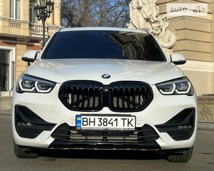 Білий БМВ Х1, об'ємом двигуна 2 л та пробігом 30 тис. км за 29499 $, фото 10 на Automoto.ua