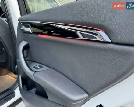 Белый БМВ Х1, объемом двигателя 2 л и пробегом 63 тыс. км за 25800 $, фото 57 на Automoto.ua
