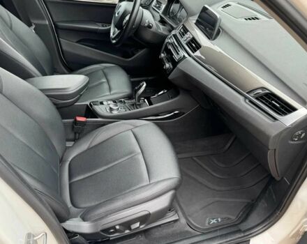 Білий БМВ Х1, об'ємом двигуна 2 л та пробігом 35 тис. км за 12300 $, фото 7 на Automoto.ua