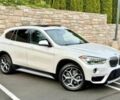 Белый БМВ Х1, объемом двигателя 2 л и пробегом 49 тыс. км за 10000 $, фото 7 на Automoto.ua