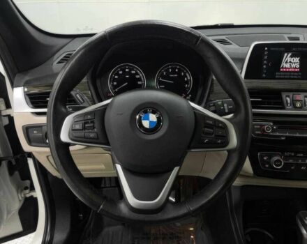 Белый БМВ Х1, объемом двигателя 2 л и пробегом 39 тыс. км за 5000 $, фото 7 на Automoto.ua