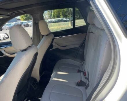 Белый БМВ Х1, объемом двигателя 2 л и пробегом 39 тыс. км за 5000 $, фото 9 на Automoto.ua