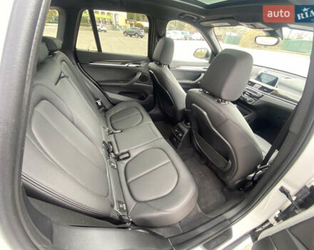 Білий БМВ Х1, об'ємом двигуна 2 л та пробігом 54 тис. км за 23800 $, фото 19 на Automoto.ua