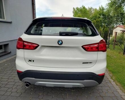 Белый БМВ Х1, объемом двигателя 0 л и пробегом 79 тыс. км за 9300 $, фото 3 на Automoto.ua