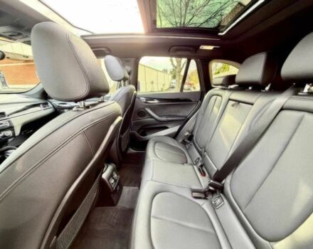 Белый БМВ Х1, объемом двигателя 2 л и пробегом 49 тыс. км за 10000 $, фото 16 на Automoto.ua