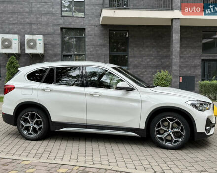 Білий БМВ Х1, об'ємом двигуна 2 л та пробігом 50 тис. км за 22777 $, фото 8 на Automoto.ua