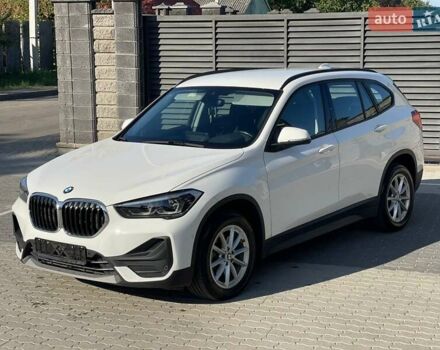Белый БМВ Х1, объемом двигателя 2 л и пробегом 52 тыс. км за 33800 $, фото 1 на Automoto.ua