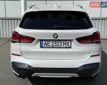 Білий БМВ Х1, об'ємом двигуна 2 л та пробігом 23 тис. км за 34000 $, фото 4 на Automoto.ua