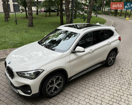 Білий БМВ Х1, об'ємом двигуна 2 л та пробігом 50 тис. км за 22777 $, фото 5 на Automoto.ua