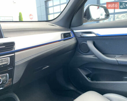 Білий БМВ Х1, об'ємом двигуна 2 л та пробігом 19 тис. км за 39700 $, фото 32 на Automoto.ua