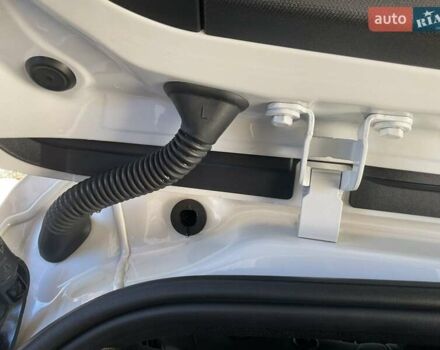 Белый БМВ Х1, объемом двигателя 2 л и пробегом 21 тыс. км за 35900 $, фото 37 на Automoto.ua