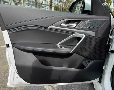 Белый БМВ Х1, объемом двигателя 2 л и пробегом 1 тыс. км за 60940 $, фото 14 на Automoto.ua