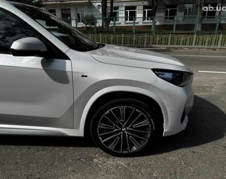 Белый БМВ Х1, объемом двигателя 2 л и пробегом 1 тыс. км за 60940 $, фото 4 на Automoto.ua