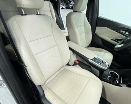 Белый БМВ Х1, объемом двигателя 2 л и пробегом 2 тыс. км за 43500 $, фото 22 на Automoto.ua